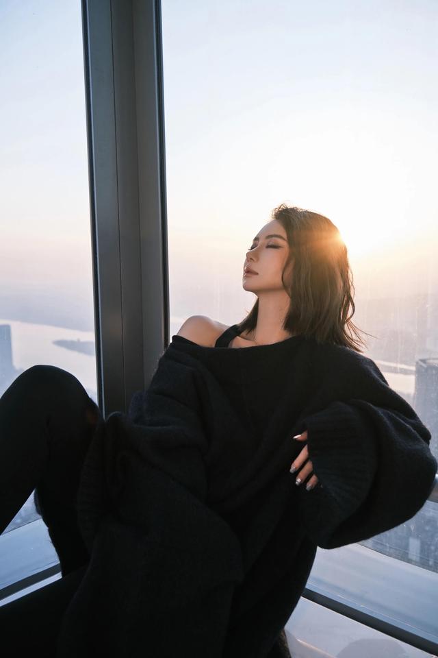 八位美女写真,风姿绰约小天仙,惊鸿一瞥清流溪,有你喜欢的吗?