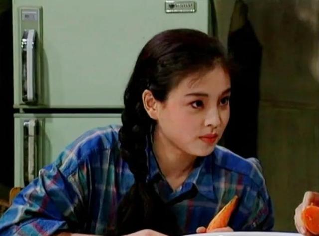 《女人不是月亮》播出30年，“扣儿”早早退圈，多位演员已逝世