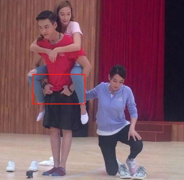 强吻、揩油、扒衣服?再大牌的女星也难逃“咸猪手”?