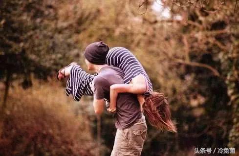 速来围观：美女配“丑男”的5大“潜规则”，秒懂美女心思