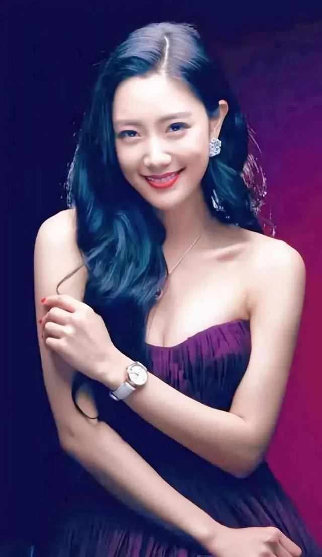 韩国第一美女克拉拉性感迷人