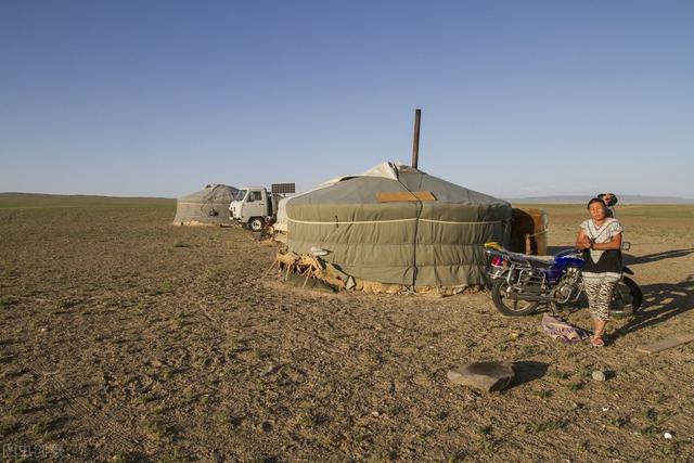 内蒙钱多，外蒙女多，为何蒙古女不嫁中国郎？