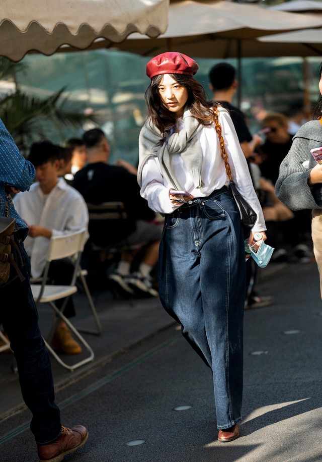 成都女孩不仅长得好看，穿搭功力更是高，看她们的素人街拍就知了