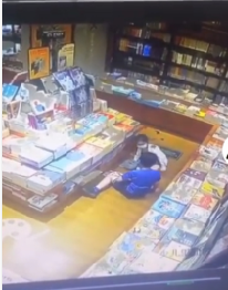 10岁男孩引诱5岁女孩不雅事件,家长拒绝道歉:孩子还小,闹着玩