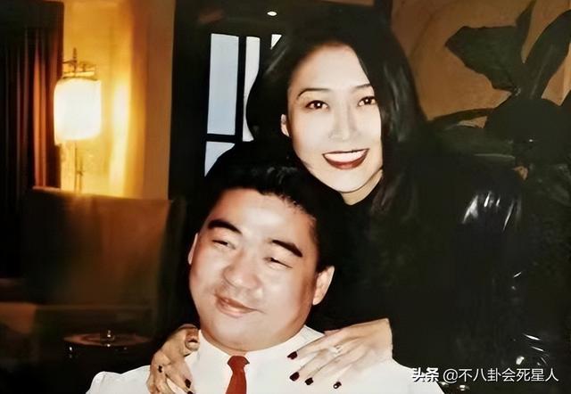 8位女星“一脱成名”,美艳背后,有人终身未婚,还有人跳楼自杀