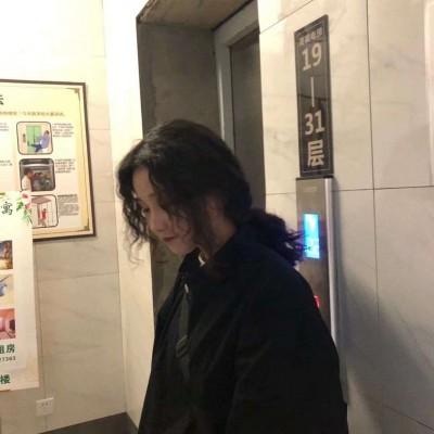 女霸气冷酷无情微信头像