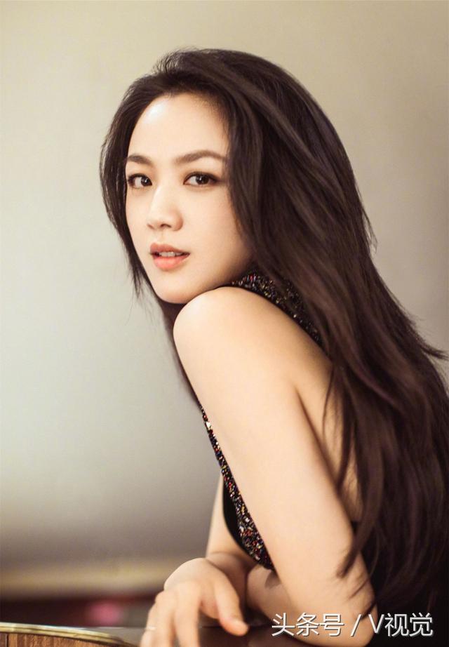 《女人不哭》中的女演员