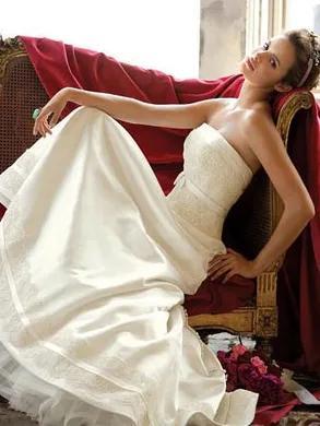 每个女孩都有一个婚纱梦,而我是个婚纱控