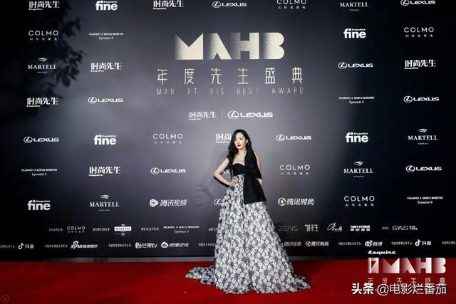 时尚先生红毯暗战，万茜又美又欲，吴宣仪清凉性感，金晨艳压全场