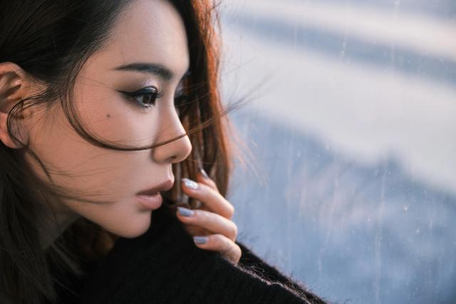 八位美女写真,风姿绰约小天仙,惊鸿一瞥清流溪,有你喜欢的吗?