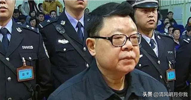 “打黑局长”文强堕落史强奸女学生,霸占警花10年,玩弄12名女星