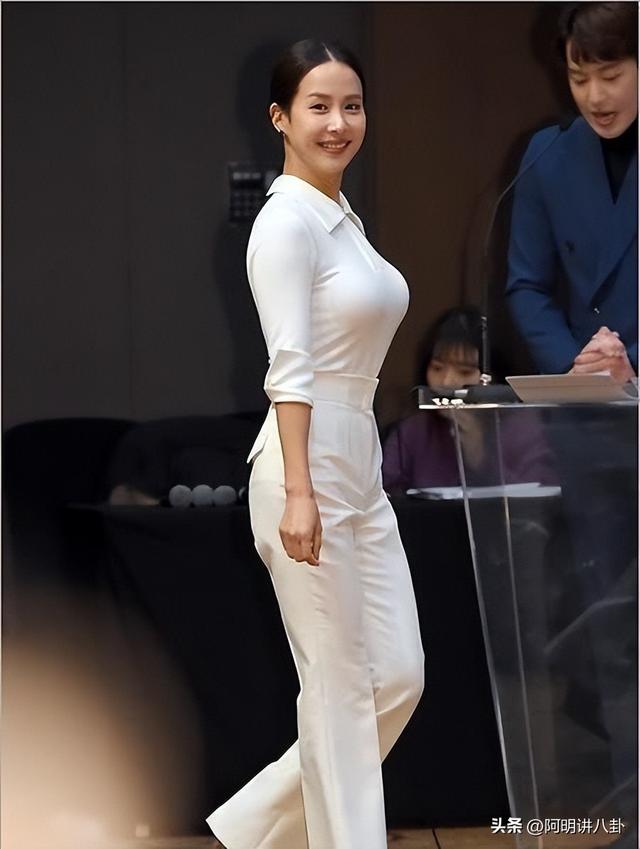 这些韩国性感女星,身材婀娜多姿,一身冰肌玉骨,真的是太美了吧