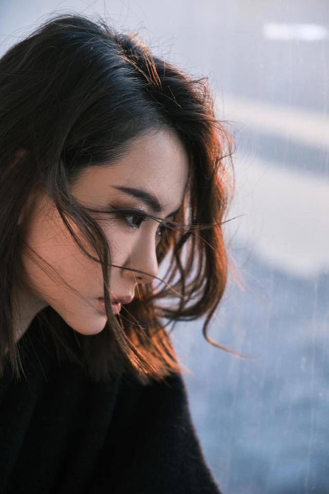 八位美女写真,风姿绰约小天仙,惊鸿一瞥清流溪,有你喜欢的吗?