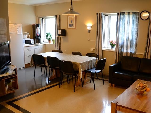 挪威豪华监狱，狱警全都是美女，耗资1.7亿打造度假式监狱