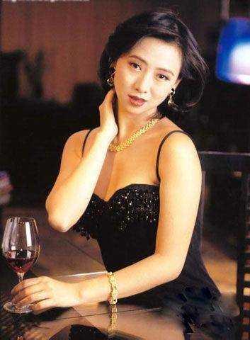 那些拍过三级片的女星 现在过的怎么样 有的后悔了