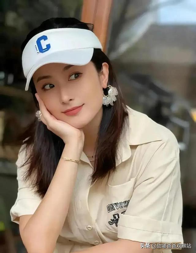 这20位美女没有一个露肉的，难道说她们不美吗？