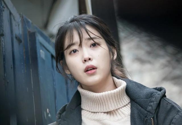 人畜无害的清纯美女,正在悄悄变“坏”?这就叫做真正的蛇竭美人