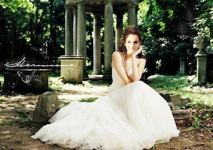每个女孩都有一个婚纱梦,而我是个婚纱控