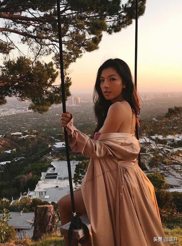 19岁女孩成为高尔夫界的新女神，原来她是个成都姑娘