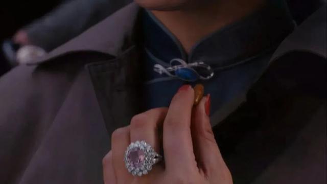 《色,戒》里面,最大胆的并不是被删减的大尺度床戏