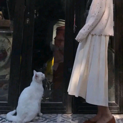 伤感意境美女头像图片_伤感头像女生2021最新的