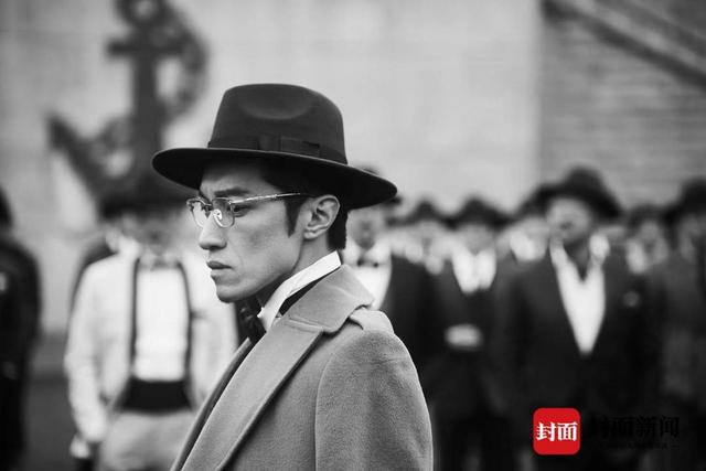 女孩街头被侵害 施救者被咬掉左耳:选择勇敢 不后悔站出来