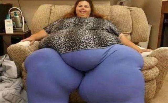 体重达1450斤的“超大美女”,被高富帅博士倒追,后生下2个儿子