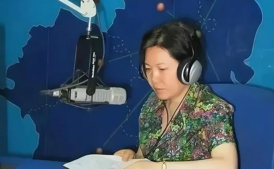 江苏女博士副厅长张美芳：捞了7套房，包养了15个，带女儿一起玩男人