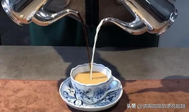 让文人们喜欢的、并纷纷写进书里的“欧蕾咖啡”到底是什么?