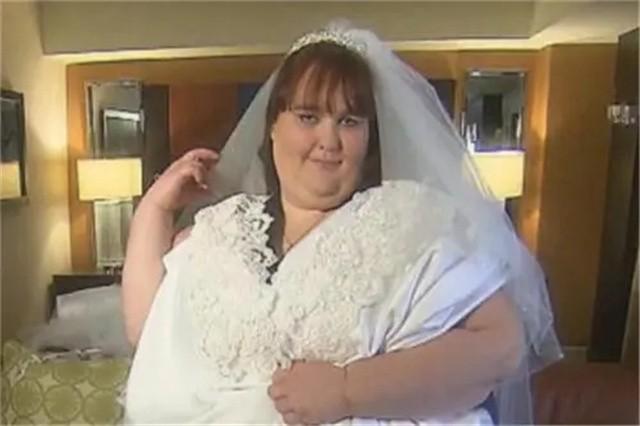 体重达1450斤的“超大美女”,被高富帅博士倒追,后生下2个儿子