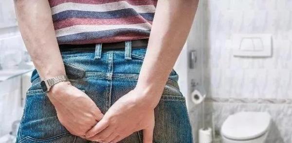 不论男女,若经常“肛门痒”,可能有3个“原因”,早知道早受益