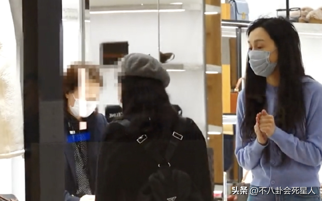 憔悴、浮肿、秃头,10位女星素颜街拍照,让我看见了人间真实