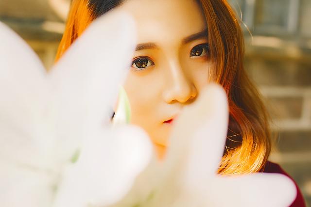 一组高清美女写真:身材性感妖娆,颜值动人