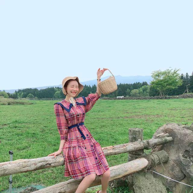 大胸也能穿出甜美小性感！让这位韩国时尚博主vivamoon带你领略夏日大胸妹的可爱小清新！