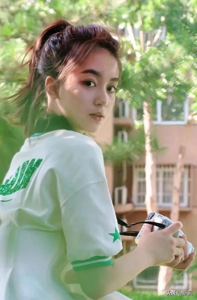 北大校花美少女,从小到大都是女神级人物?