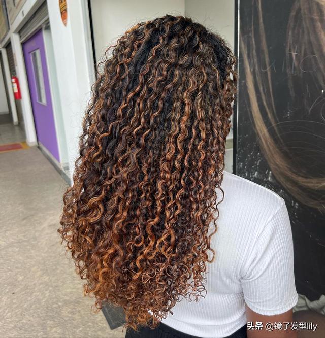 不知如何换发型，可以看看今天这三种方法，让你美到不敢相信