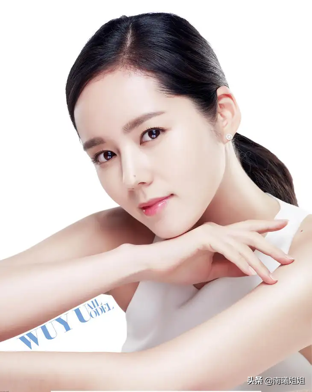 脸上这3个部位有“痣”的女人,可别轻易点掉,到老都优雅有气质