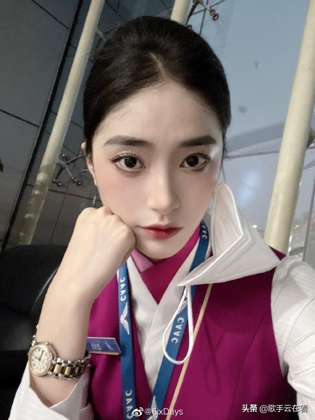 99年美女空乘小姐姐迷人美照欣赏，真好看