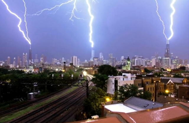 30个捕捉到的完美镜头，时机把握得太巧妙了