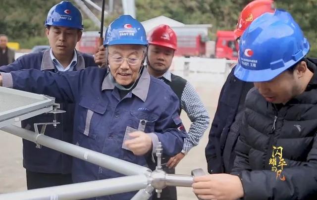 留守女生676分考入北大，却被骂上热搜：高考让多少人掉进钱眼里