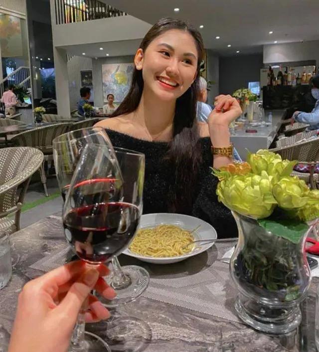 23岁空姐下体撕裂离奇死亡，体内竟测出11人DNA！结局出人意料…