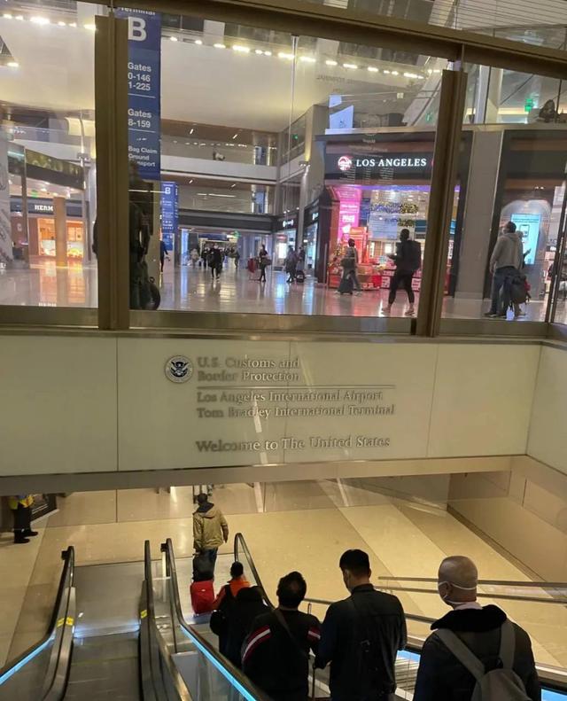 难以想象闺蜜靠卖身生活?