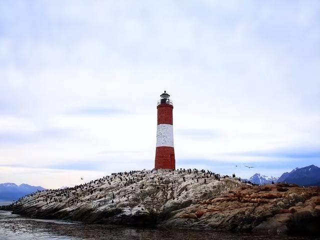 世界上最早看见太阳的国家，女人身材肥胖却有最美丽的脸