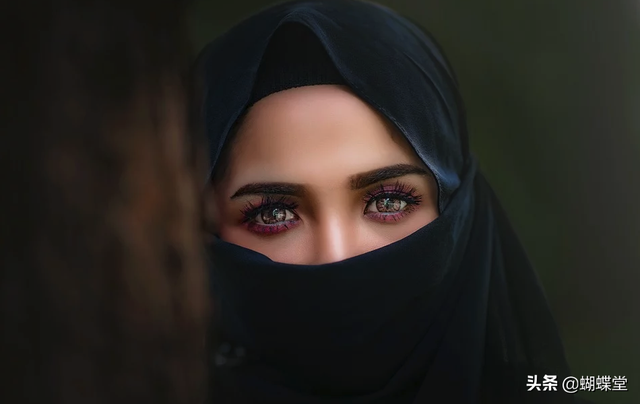 蝴蝶堂科普丨内衣彰显个性,色彩看透女人心