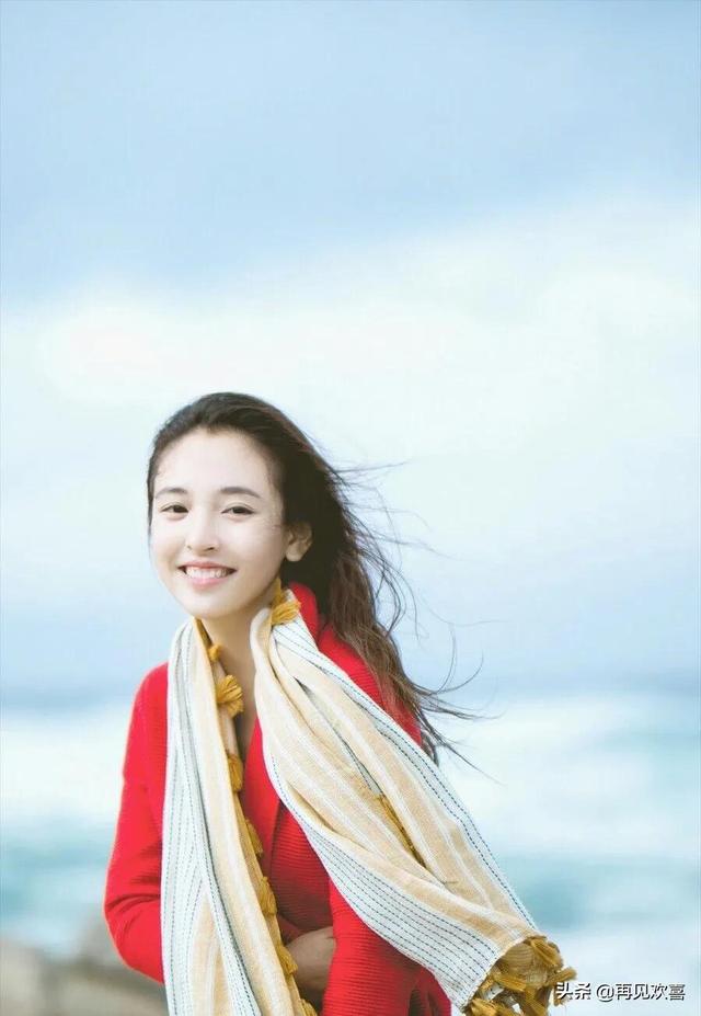 美女大PK,成都和武汉一样盛产女明星,个个都是天仙下凡