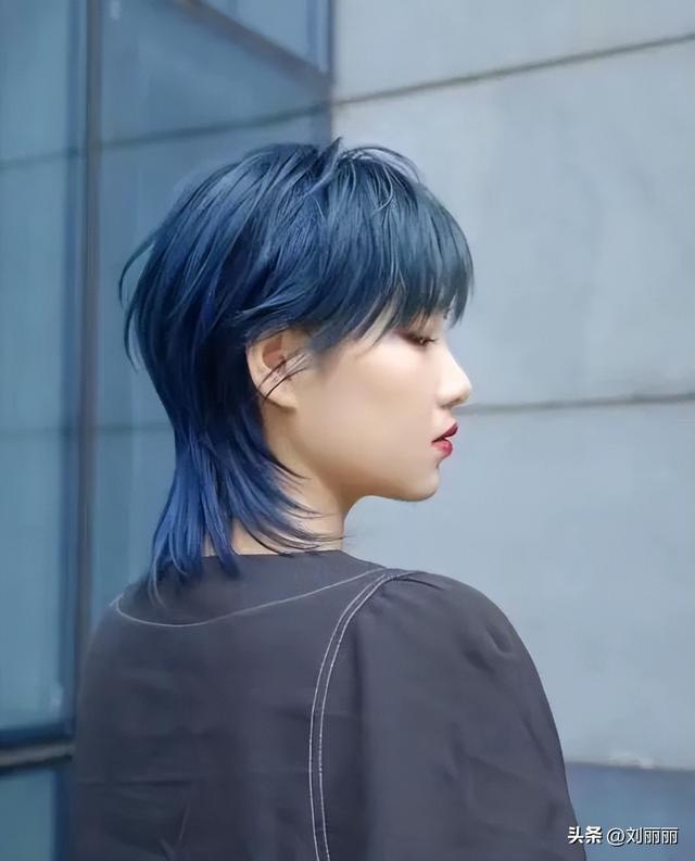 女士短发别乱剪,最火还是这三种,清爽自然真时尚