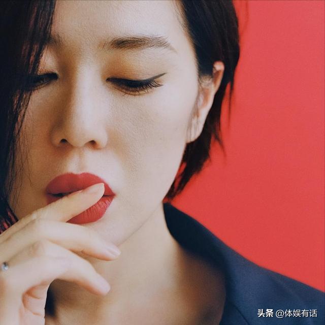 许晴的臀、舒淇的唇、李小冉的胸,这些中年女星性感起来能迷死人