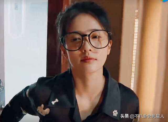 6大娱乐圈全员素颜名场面,卸了妆的女星比美,才是真的刺激