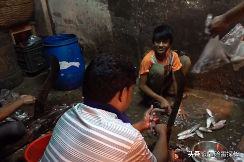 孟加拉人更喜欢华为还是小米？这位孟加拉美女销售店员选择VIVO