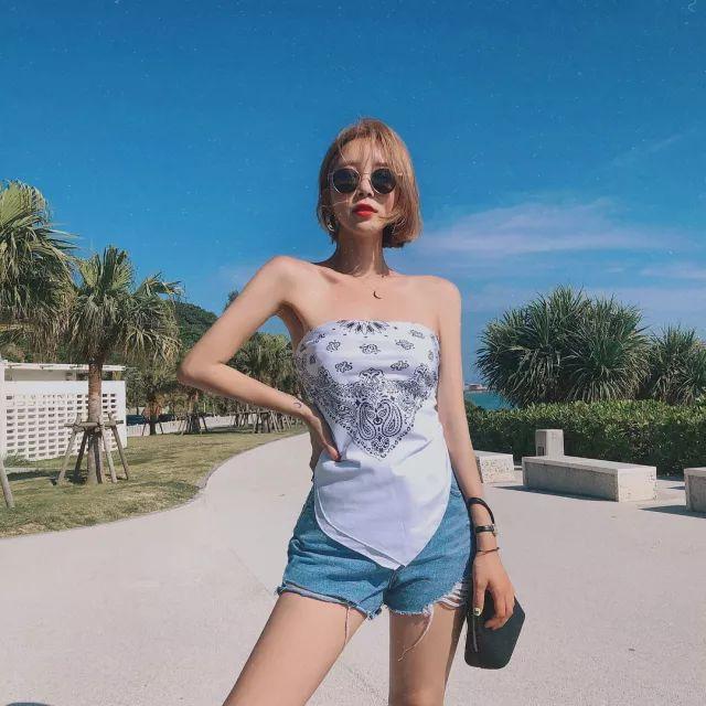 大胸也能穿出甜美小性感！让这位韩国时尚博主vivamoon带你领略夏日大胸妹的可爱小清新！